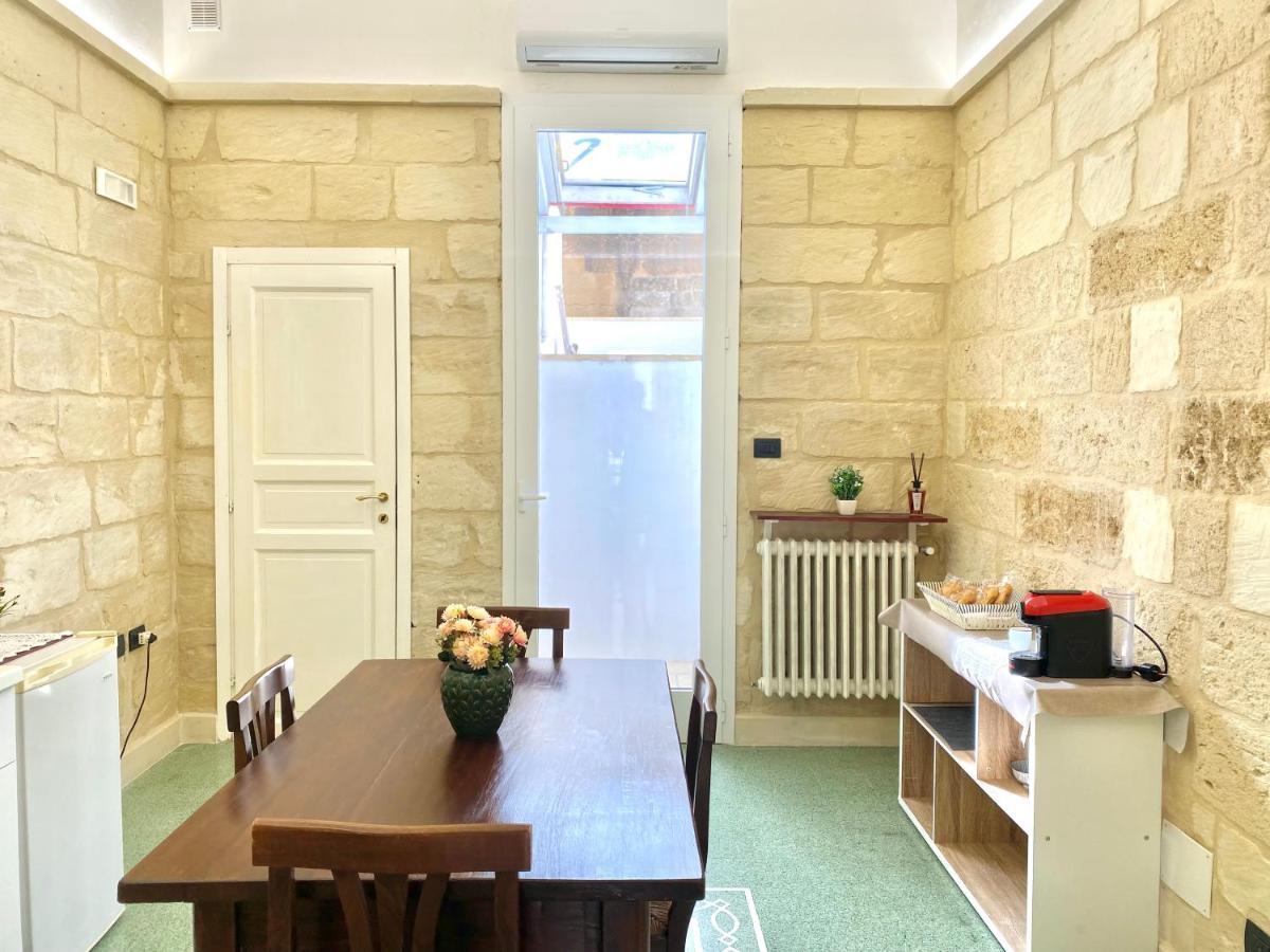 Vohis Luxury House - Fast Wi-Fi & Easy Parking Apartment Lecce Exterior photo