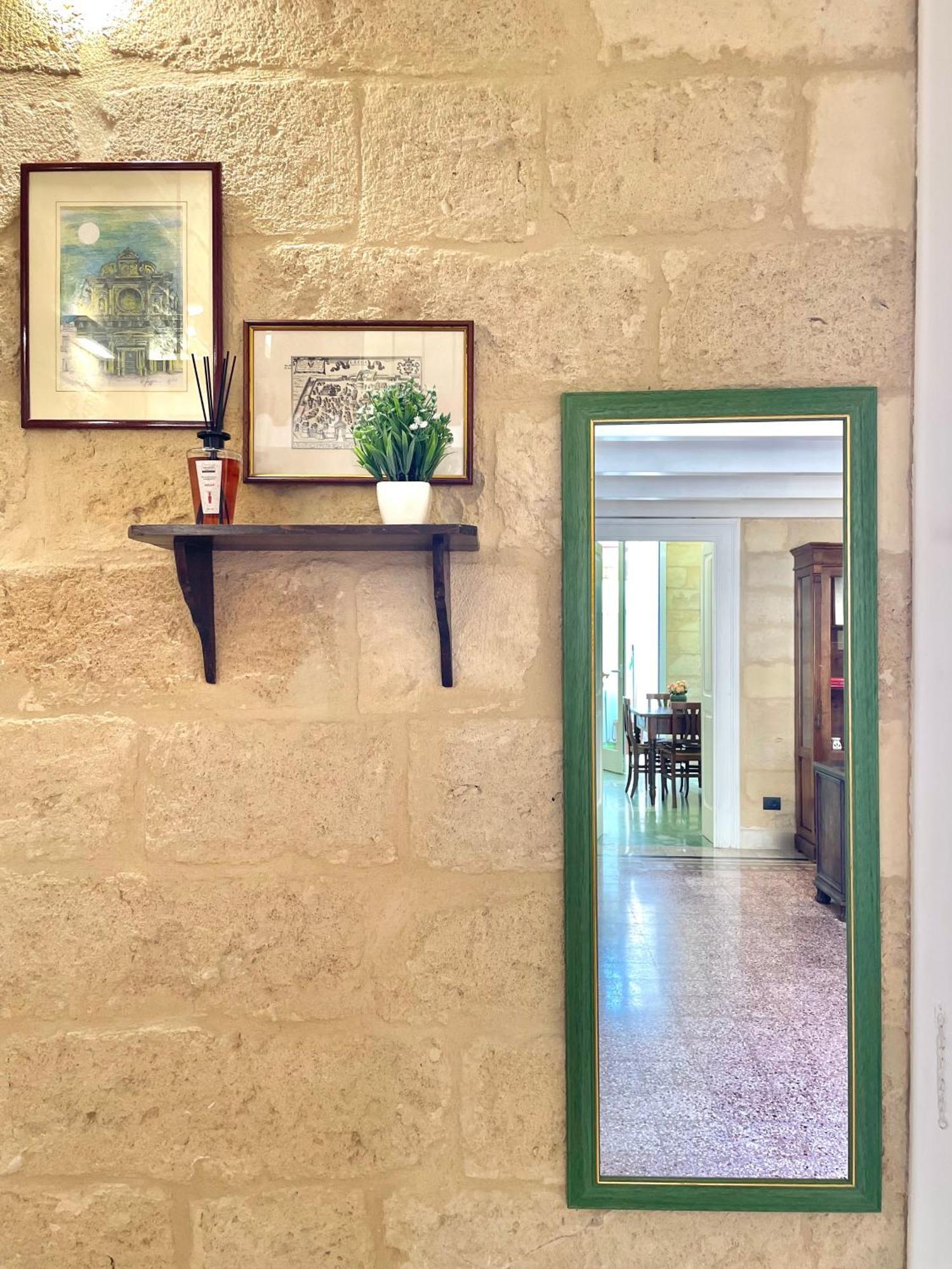 Vohis Luxury House - Fast Wi-Fi & Easy Parking Apartment Lecce Exterior photo